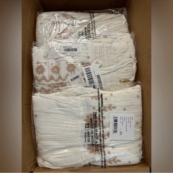 🎉LAST PIECE🎉FREE PEOPLE Real Love Embroidered Maxi Dress - Picture 4 of 11